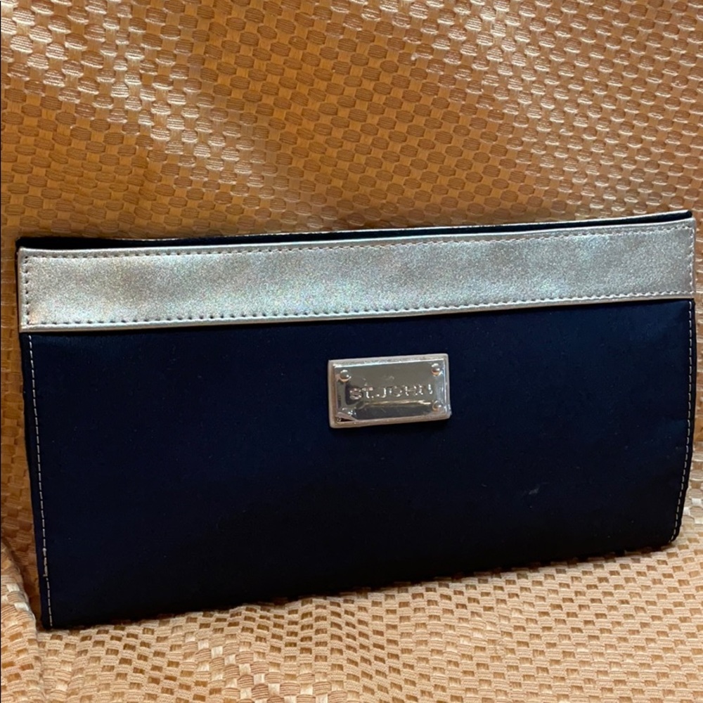 St. John knit wallet/ pouch